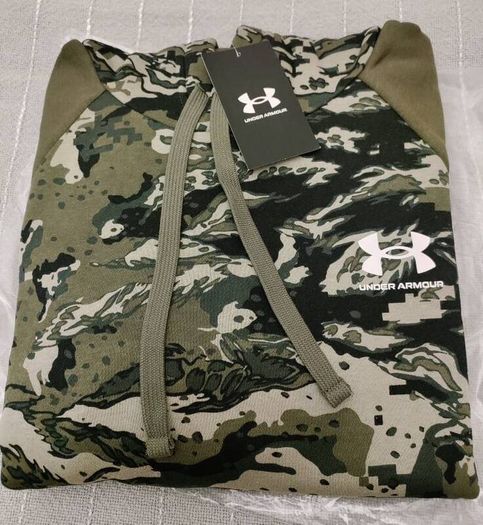 Under Armour Camo Hoodie L New