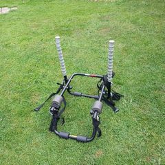 bike carrier. Buzz rack 3 bikes.