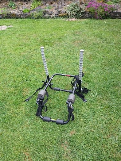 bike carrier. Buzz rack 3 bikes.