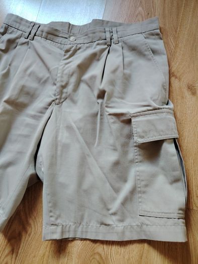 Light Grey Shorts Size M