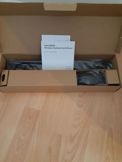 Electronics - Selection of TECH and a Wall Mounted Monitor Bracket/Stand