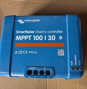Victron Solar Charge Controller 100V 30A 12/24V - Bluetooth