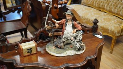 Capodimonte Figurine