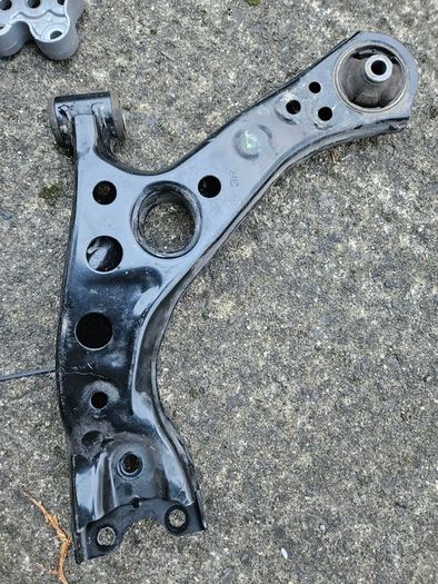 Toyota Corolla Cross 2024 parts