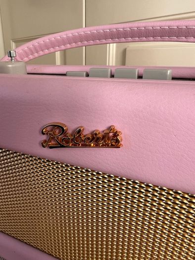 Roberts retro radio
