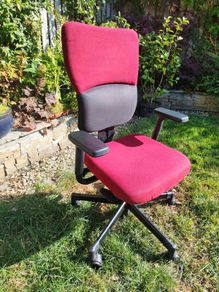 ergonomic office chair