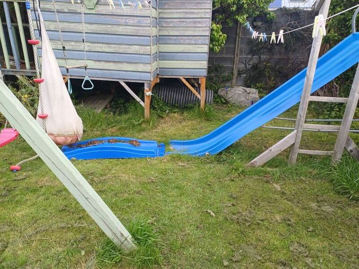 playhouse swing set slide