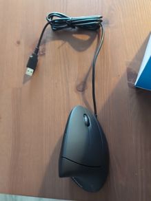 Anker wired ergonomic mouse