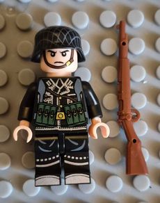 Lego compatible, military figures, German infantry. 15 figures plus rifles.