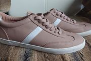 SALE E10  Asos Trainers.  Size7