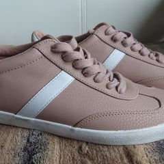 SALE E10  Asos Trainers.  Size7