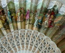 Vintage Rococo Folding Hand Fan - Cottagecore/ Wedding Decor