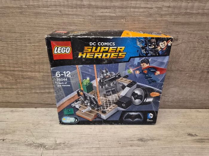 Lego 76044 Clash of the Heroes