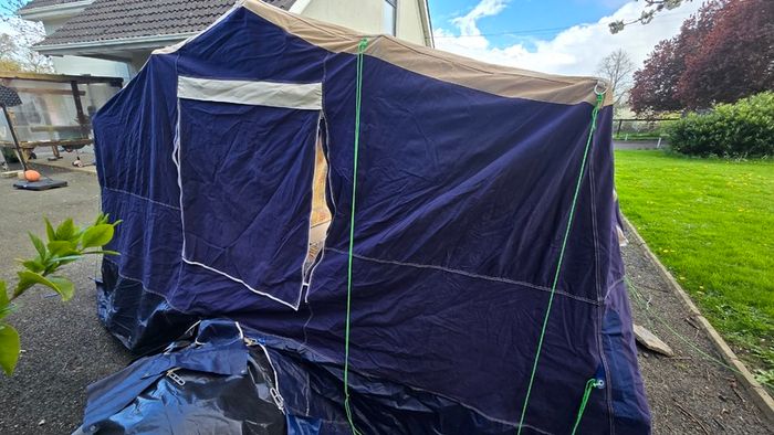 Triagano 315 GL Trailer tent