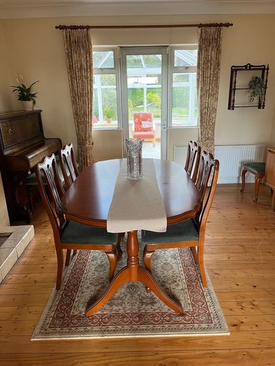 Rossmore Dining Table & Chairs