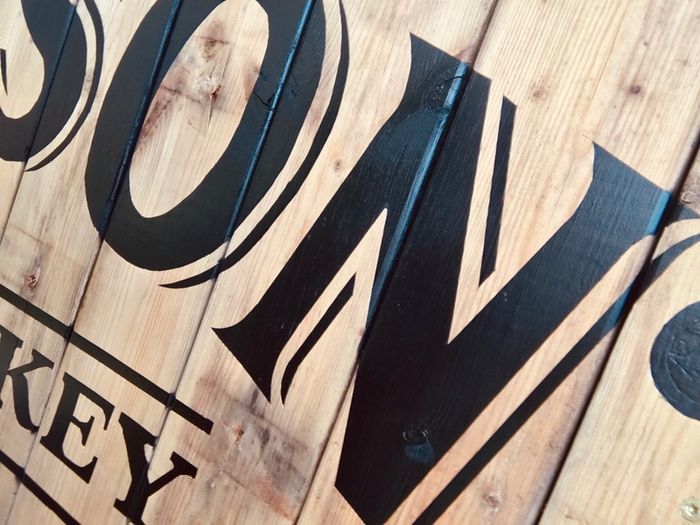 Garden Bar - Art & Signwriting
