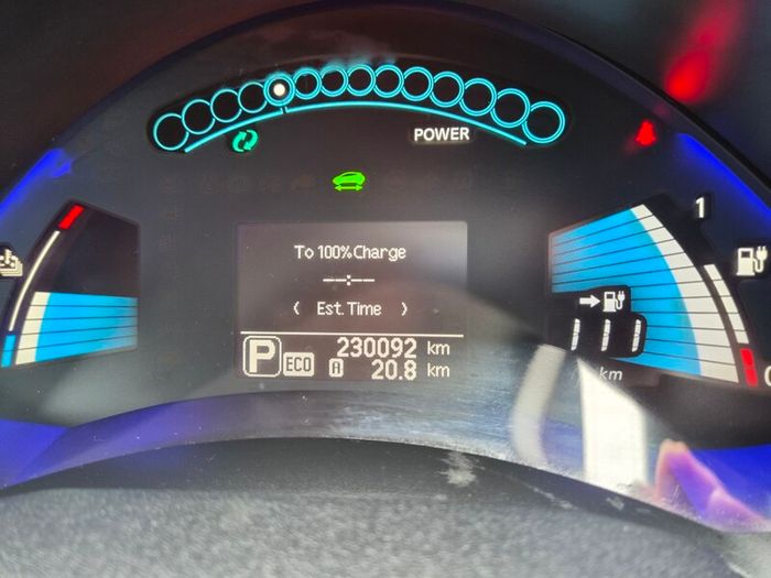 2016 Nissan Leaf | TAX & NCT 2027 | New Tyres & Heated Seats
