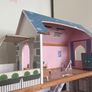 Doll house Image 3