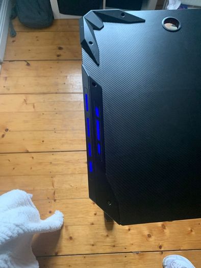 Gaming desk