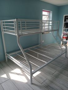 bunk bed