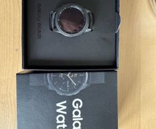 samsung Galaxy 42mm smart watch
