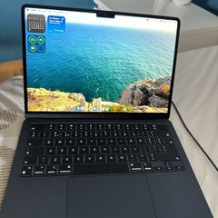Apple MacBook Air 13 inch M3  Midnight