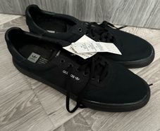 BNWT Adidas Trainers - UK 12