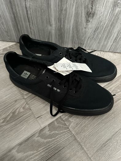 BNWT Adidas Trainers - UK 12