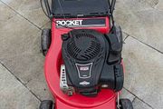 Almost new MORRISON self drive mulching lawnmower with Briggs and Stratton engine 500 E series, 140 cc. 20 inch, which starts first pull.
