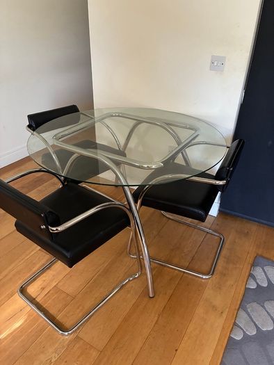 Dining table and 4 chairs