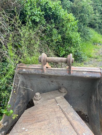 Selector grab /digging bucket