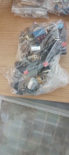 Electronics kit