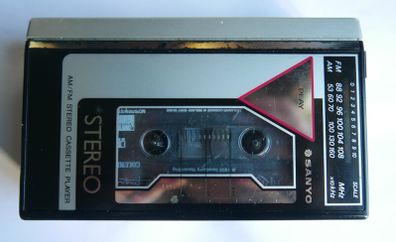 Vintage Sanyo Mgr60 Personal Stereo - Radio Cassette Player Collectable (works Well)