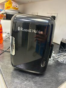 Mini fridge