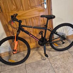 B twin kids youngster bike 24inch wheels