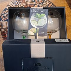 gin glasses