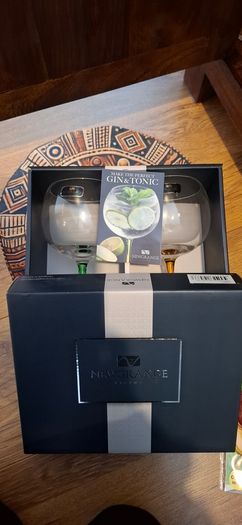 gin glasses