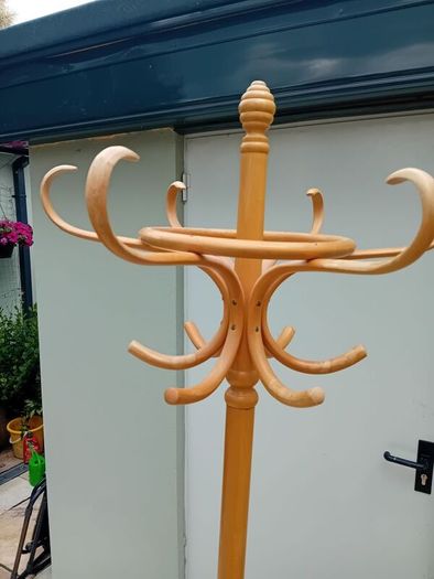 Wooden rotating coat stand