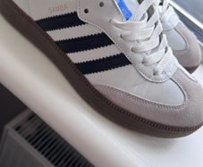 Adidas Sambas