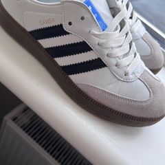 Adidas Sambas