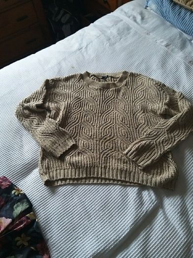 Gold Jumper