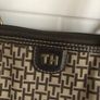 Tommy Hilfiger handbag Image 3