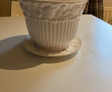 Flower pot and saucer
