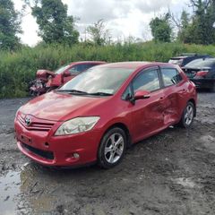 Breaking Toyota auris 2012 1.4 d4d manual