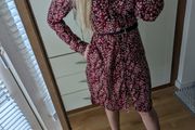 dress size S satin, like new Perfect condition