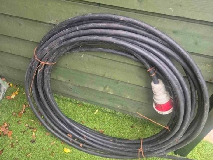SWA Armoured Cable 600/1000V 10mm2 5 Core