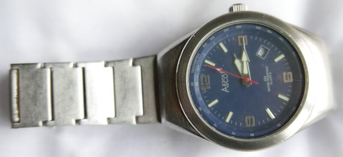 Ascot Water Resistant  30 M Men Quartz Watch New Battery