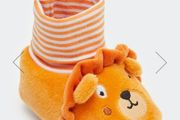 baby slippers newborn bnwt