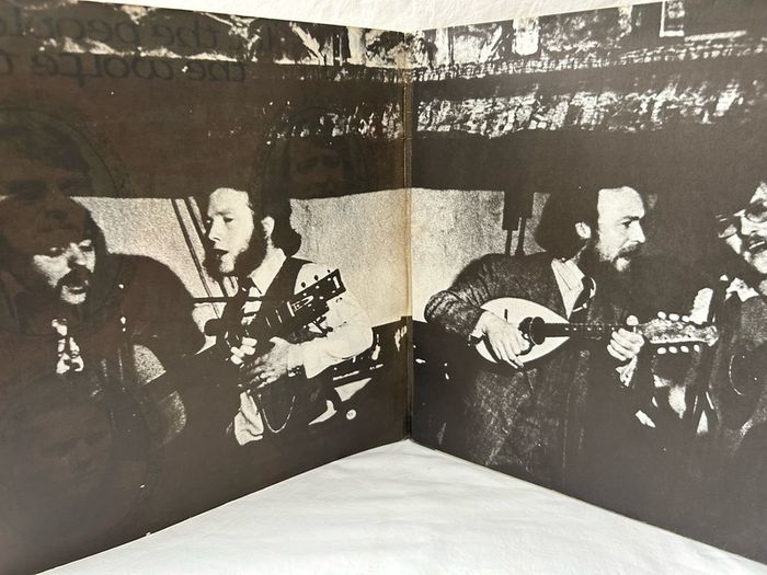 Wolfe Tones Let The People Sing LP 1972 Irish Press DOL 1004 A1/B1 + Insert