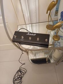 Marshall footswitch button